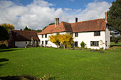 Detached Sussex farmhouse in rural countryside   England   UK