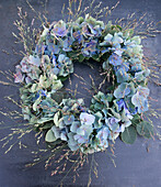 Hydrangea wreath made with grass and smoke tree