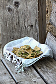 Nettle crackers