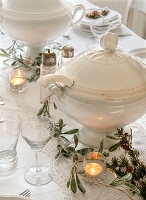Suppenterrine Bilder – Interior Design-Fotos kaufen ❘ living4media