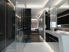 Zeitgenössische Wohnung mit futuristischem Waschtischeinbau und hochglänzende Einbauschränke aus schwarzem Glas