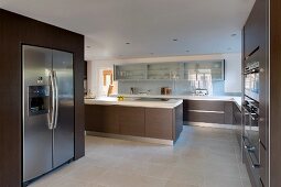 Designer kitchen in shades of brown