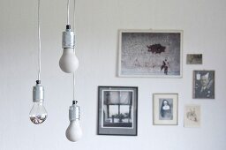 Selbstgemachte Glühbirnen aus Beton als Zimmerdekoration