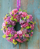 Hydrangea wreath with lady's mantle and lavender