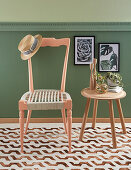 Chair with macrame seat
