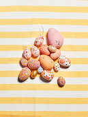 Decorative DIY Easter eggs