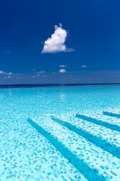 Infinity-Pool (Unendlichkeitsbecken, Malediven)