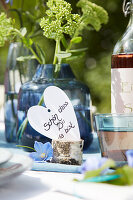 Table decoration with heart card Nice to see you