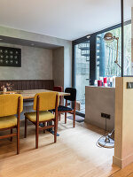 Retro dining area next to terrace doors