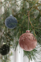Beaded Christmas baubles