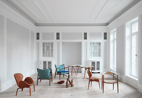 A bright room with Danish designer furniture