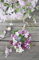 Wreath of lilac blossoms