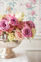 Pastel-coloured roses