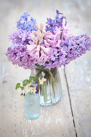 Bouquet of Hyacinthus orientalis and violets