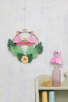 Sommerliche Flamingo-Wanddeko