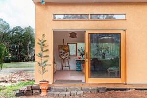 Artist's studio in the middle of an idyllic landscape in Victoria, Australia