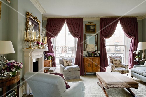 Traditional Living Room With Ottoman And Buy Image 11256656