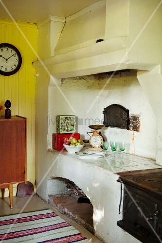 Chimney Above Old Rustic Fireplace And Buy Image 11258178