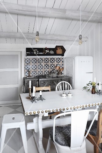 Vintage Kitchen With Dining Area In Buy Image 11437184