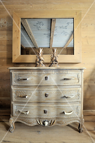 Chest Of Drawers With Handles Made From Buy Image 12311770