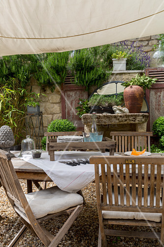 Garden Table And Chairs Under Awning Buy Image 12372216