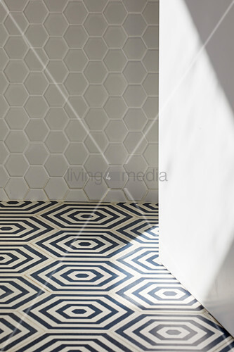 Honeycomb Patterned Floor Tiles In Buy Image 12574216