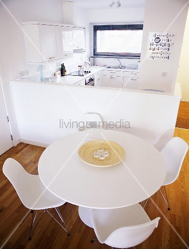 A Dining Table And White Bauhaus Bucket Buy Image 00712788